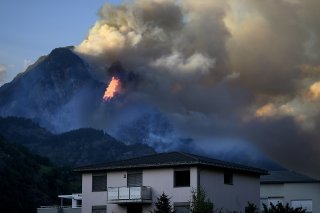 L'incendie de forêt se trouve au-dessus des villages de de Bitsch/Ried-Moerel, dans le Haut-Valais.